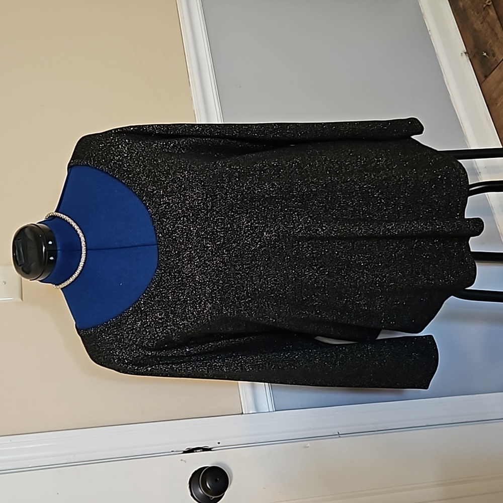 AVENUE Long Sleeve sweater size 22/24/ 2x/3x